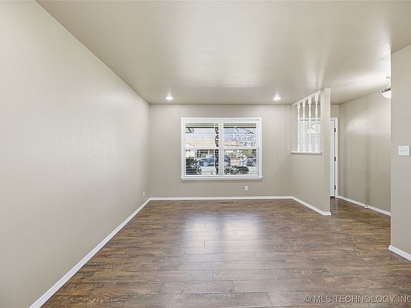 5th image of 8122 E 31st Pl