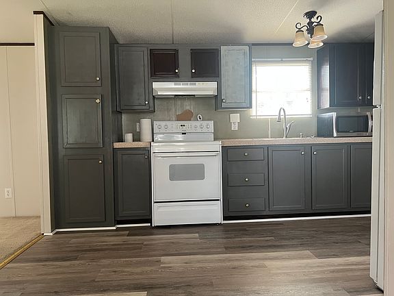 3rd image of 412 Jerrys Folly Rd #213