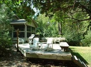 9380 Hidden Lake Cir, Dexter, MI 48130