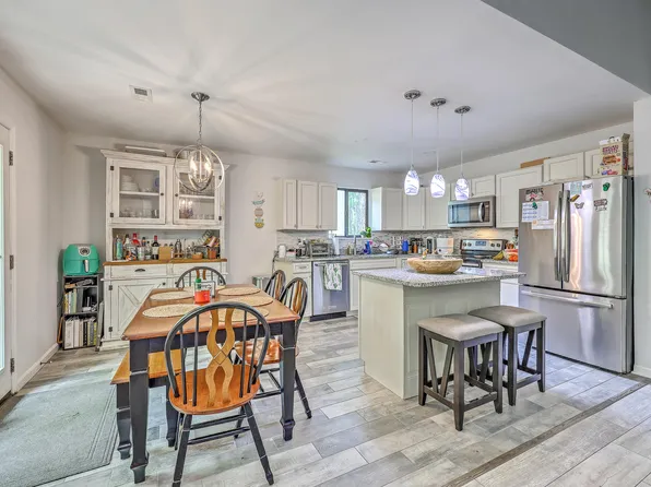 3230 Landing Pkwy, North Charleston, SC 29420