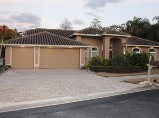 2303 Oxford Ct, Safety Harbor, FL 34695