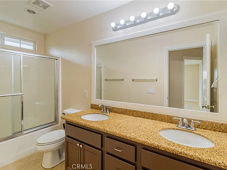 2272 Mary Clare St — Photo 19