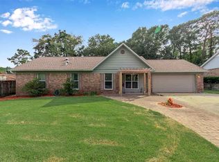 7808 Woodpointe Dr, Pensacola, FL 32514
