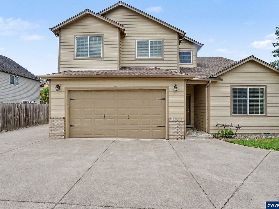 1st image of 4334 Log Dr NE