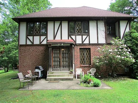 3rd image of 7 Sophia St