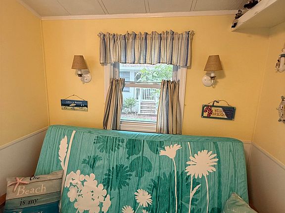 5th image of 515 Corson Tavern Rd