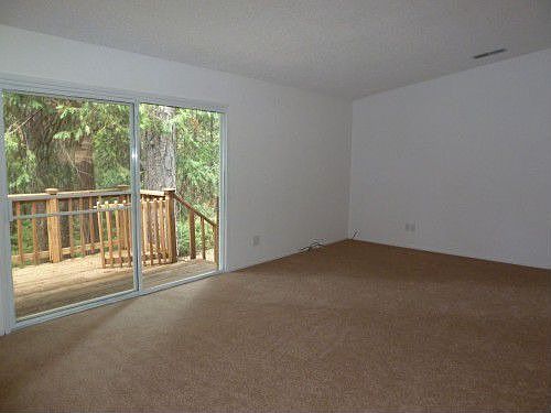 2nd image of 6224 Green Leaf Ln