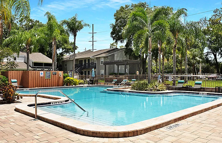 Courtney Cove Apartment Homes — Photo 22
