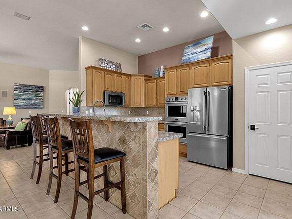 3rd image of 14603 W CLARENDON Avenue