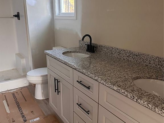 5th image of 745 Porter Rd