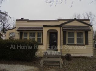 1040 S Ferguson Ave, Springfield, MO 65807