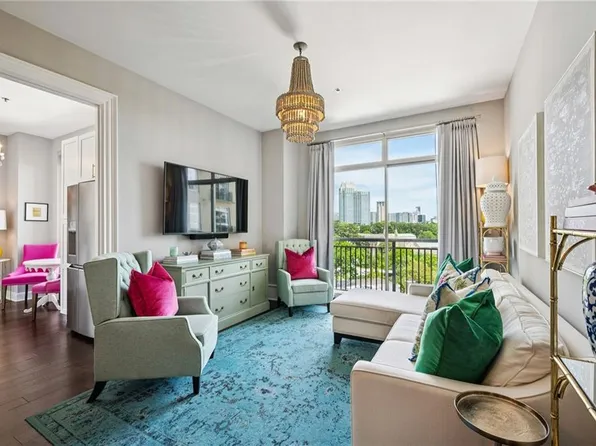 2626 Peachtree Rd NW Unit 1104, Atlanta, GA 30305