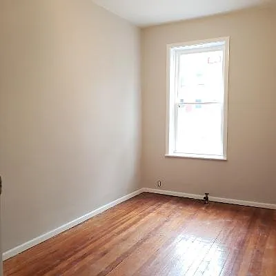 Rented by Brooklyn Real Inc | media 10