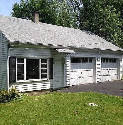 3rd image of 37 Phillips St