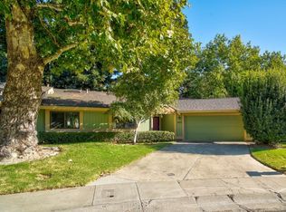 1223 Spruce Tree Cir, Sacramento, CA 95831