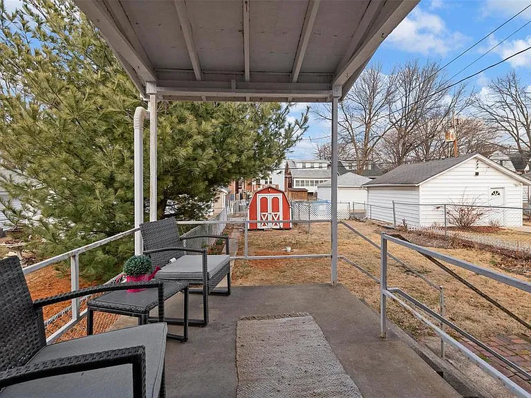 4959 Schollmeyer Ave — Photo 10