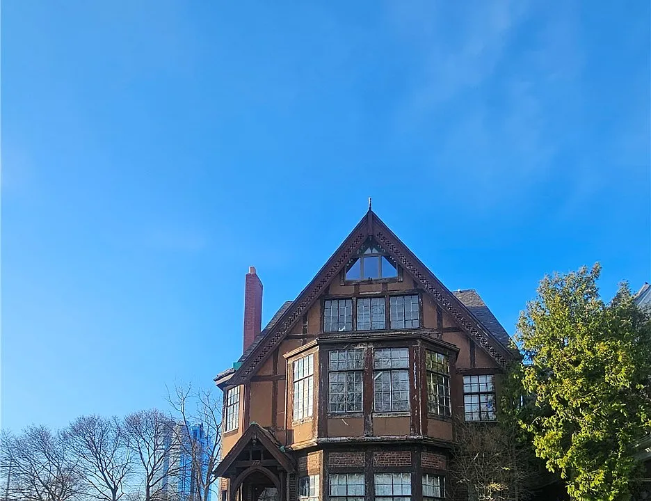 714 Buffalo Ave #5