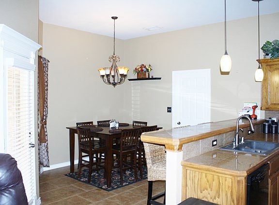 4th image of 5209 Greathouse Ave
