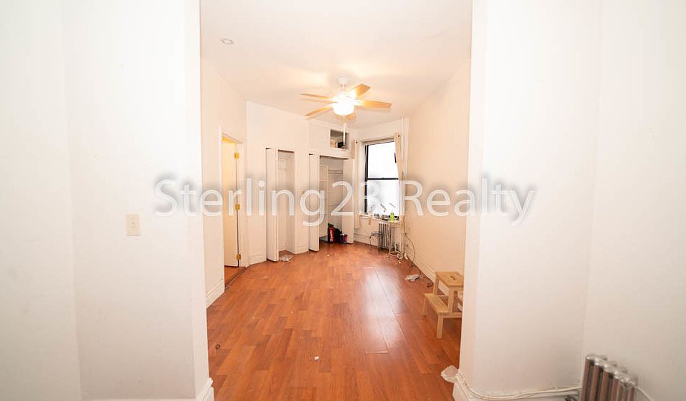 1st image of 10-51 49th Ave #2F