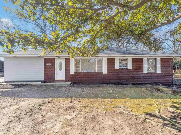 204 S Holly St, Beebe, AR 72012