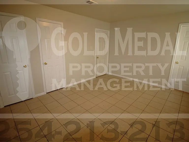 601 N Gilmer St — Photo 9