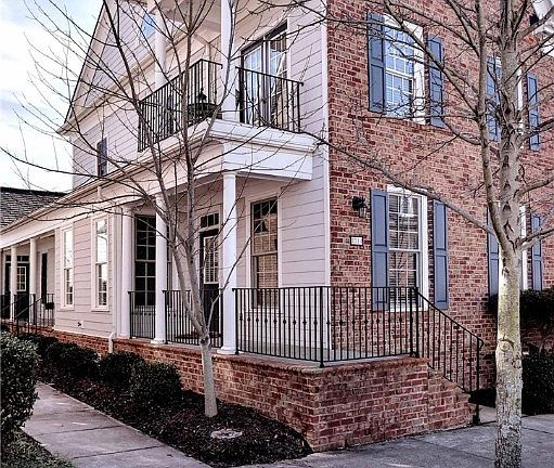 3rd image of 4214 New Town Ave #Na