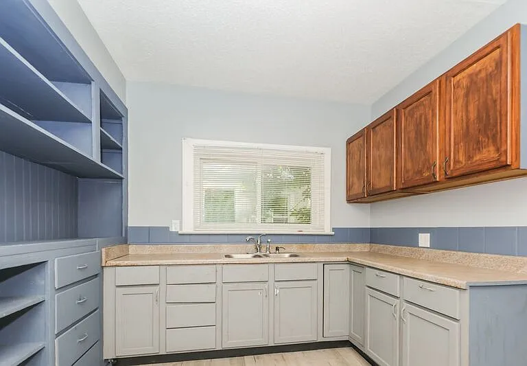 105 Rockwood Ave — Photo 6