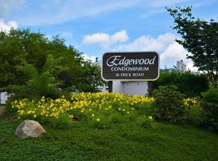 10 Erick Rd APT 6, Mansfield, MA 02048