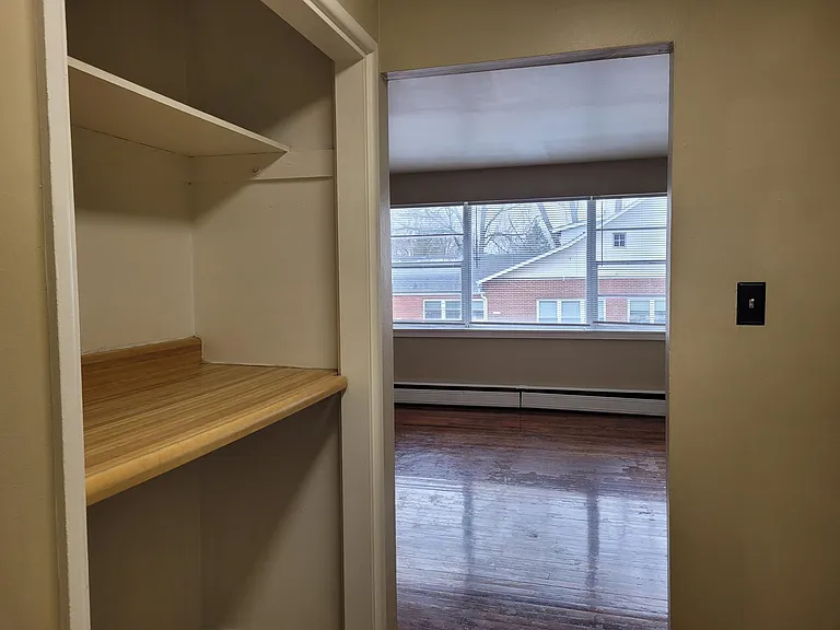 1112 Finley Ave #12B — Photo 12