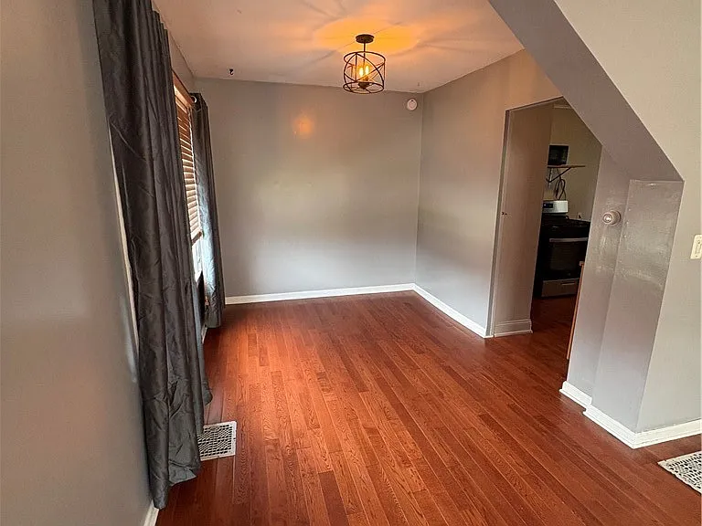 57 Abbottsford Pl — Photo 16
