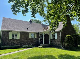 421 Wabash Ave, Mattoon, IL 61938