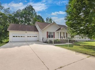 61 County Road 1372, Vinemont, AL 35179