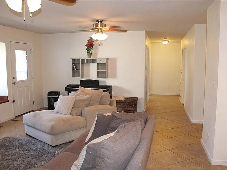 1515 Vine St — Photo 10