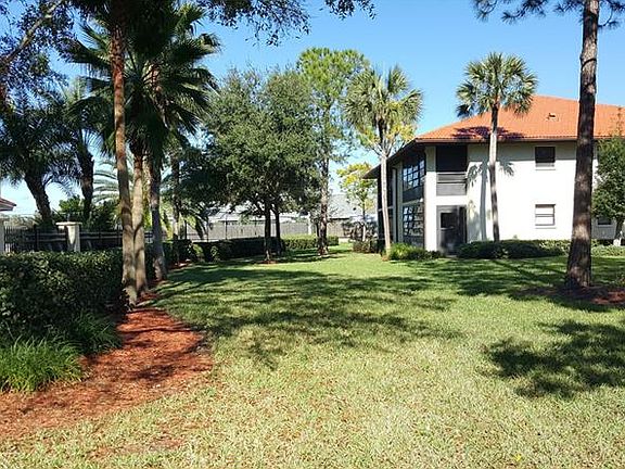 3rd image of 510 Hammock Pine Blvd