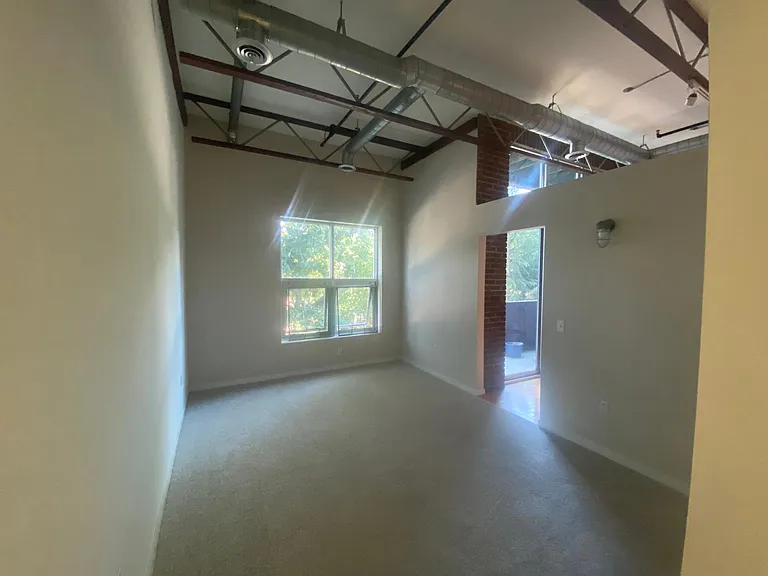 614 S Troy St #102 — Photo 9