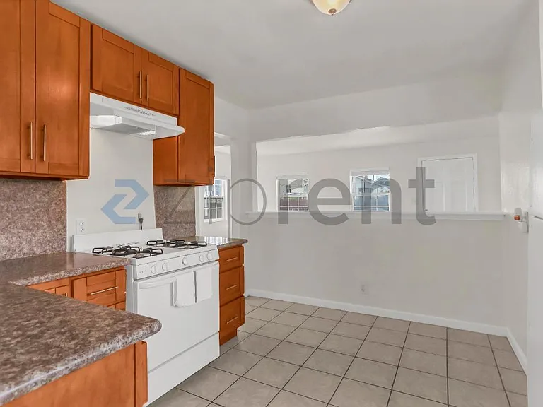 3817 Waller Ave — Photo 13
