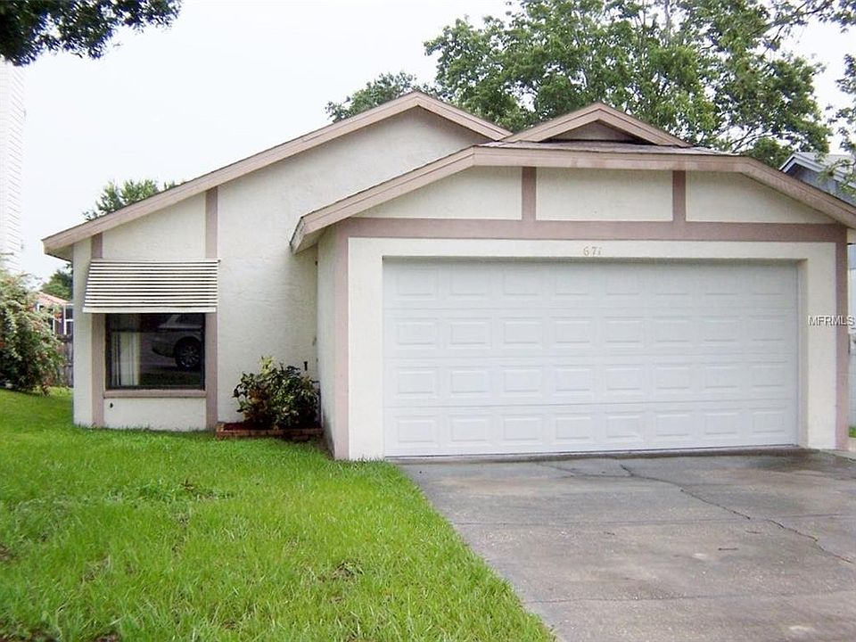 1st image of 671 Lake Dexter Cir