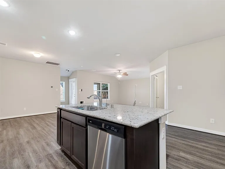12322 Sabine Point Dr — Photo 16