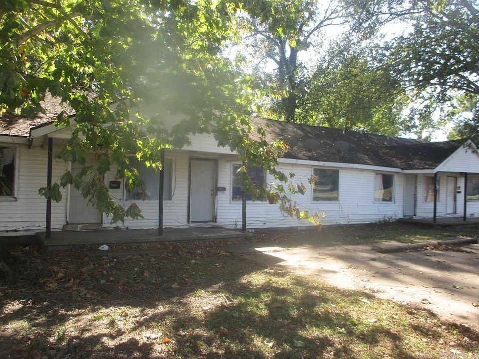 1st image of 302 E Semmes Ave