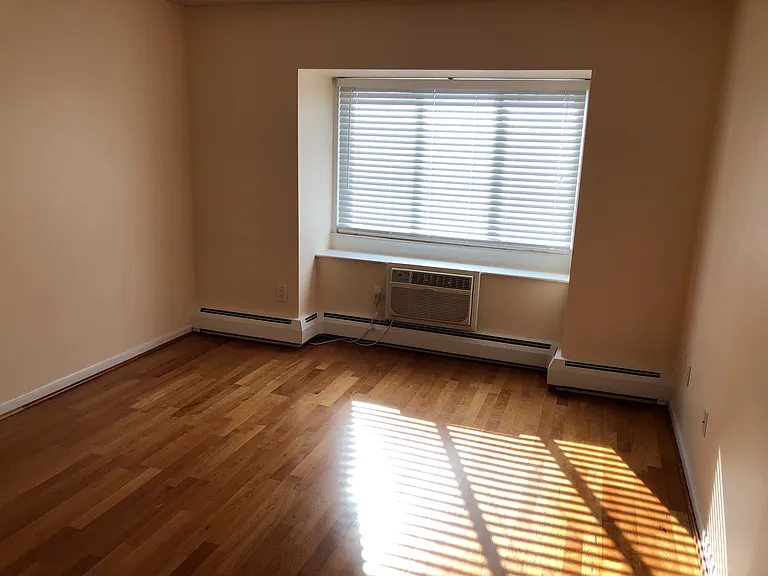 35300 Woodward Ave #508 — Photo 8