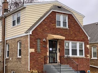 9826 S Calumet Ave, Chicago, IL 60628