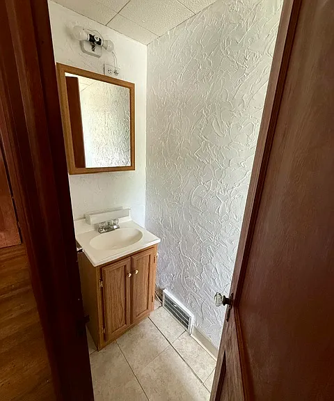 1125 Winston Rd — Photo 14