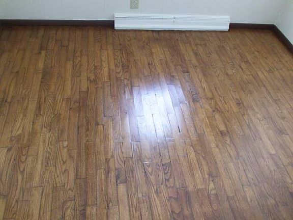 Floor in bedroom 1 