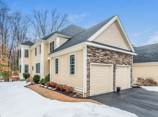 24 Golf Ridge Dr #55, Sutton, MA 01590