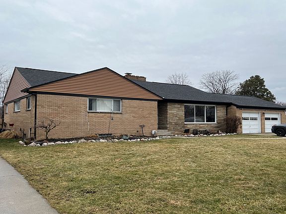 3rd image of 4844 E Westgate Dr