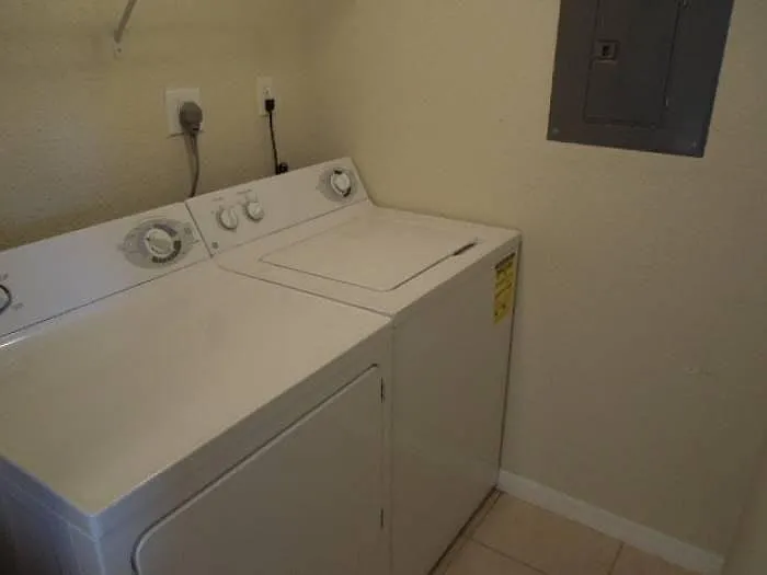Washer Dryer included