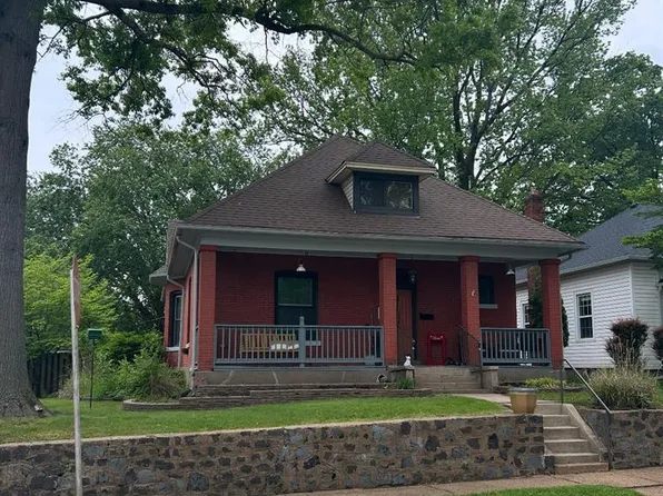 27 N Taylor Ave, Crystal City, MO 63019