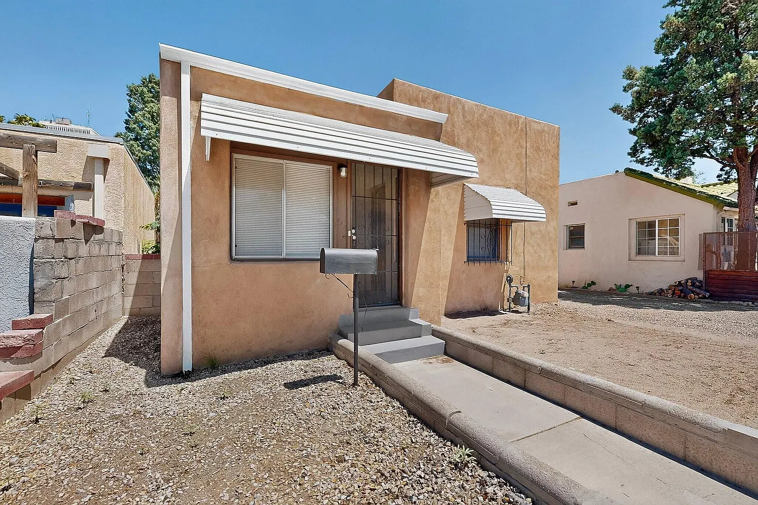 2 bed, 1428 sqft, $2,000 — Photo 1