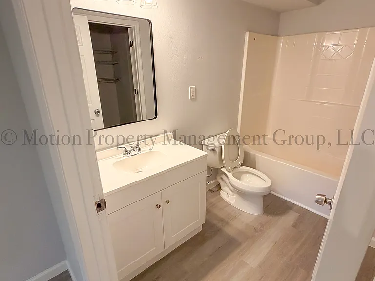 6920 Northside Dr #C — Photo 9