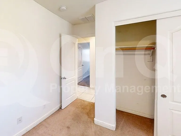 18631 W Superior Ave — Photo 11